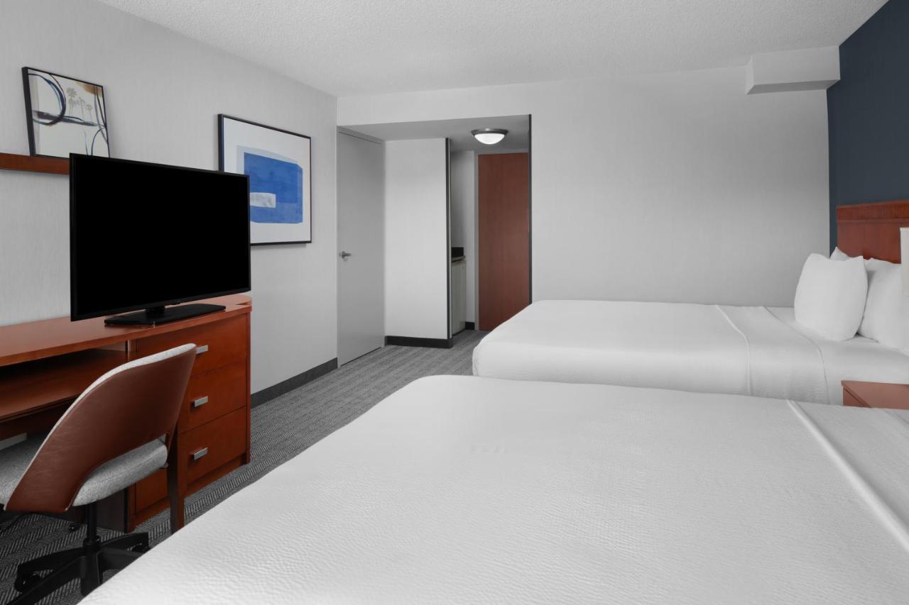 Courtyard By Marriott San Diego Rancho Bernardo Exterior photo