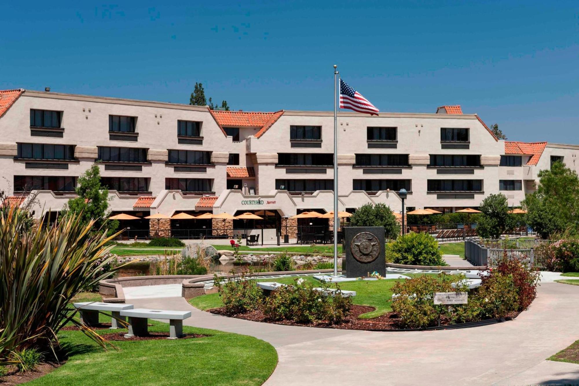 Courtyard By Marriott San Diego Rancho Bernardo Exterior photo