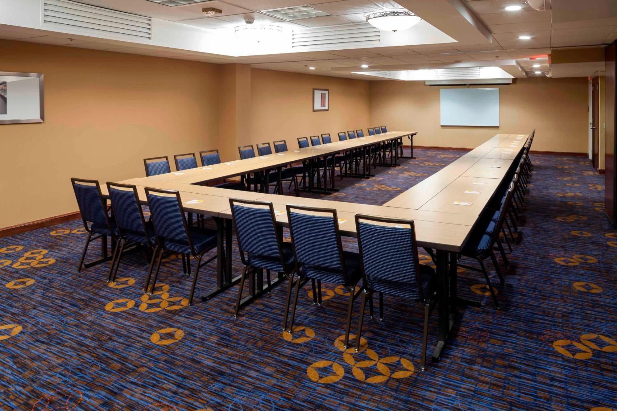 Courtyard By Marriott San Diego Rancho Bernardo Exterior photo