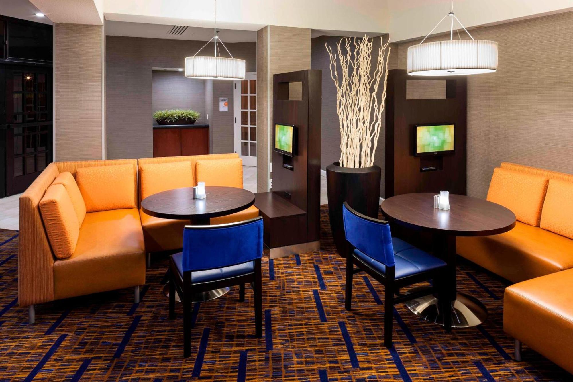 Courtyard By Marriott San Diego Rancho Bernardo Exterior photo